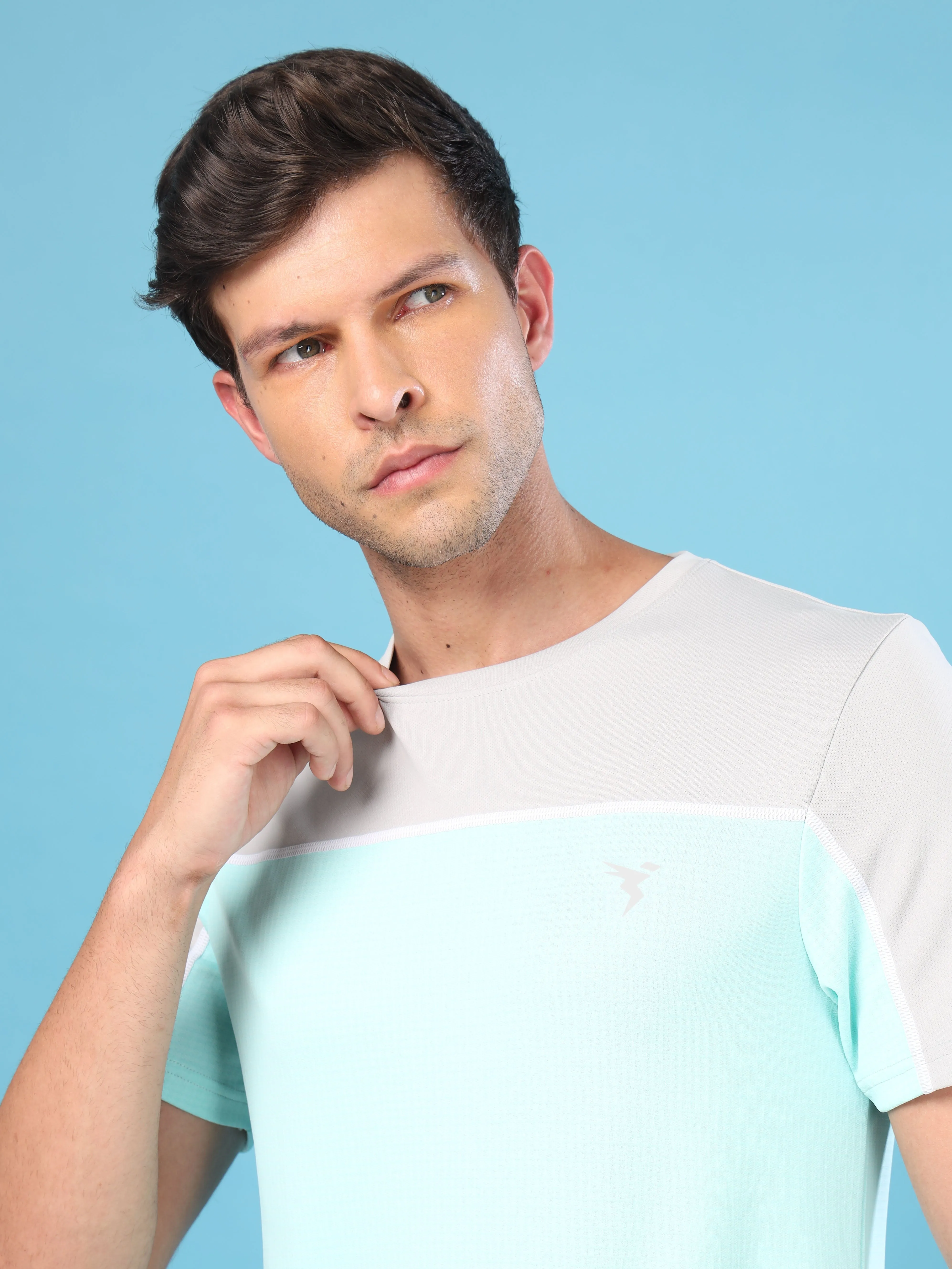 Men Colorblock Slim Fit Crew Neck T-shirt with TECHNO COOL 