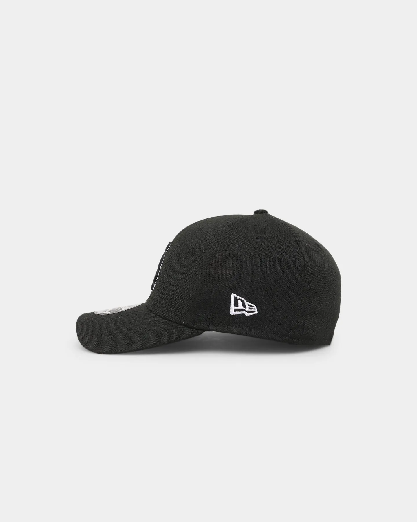 New Era Chicago White Sox 39THIRTY Fitted Black/White
