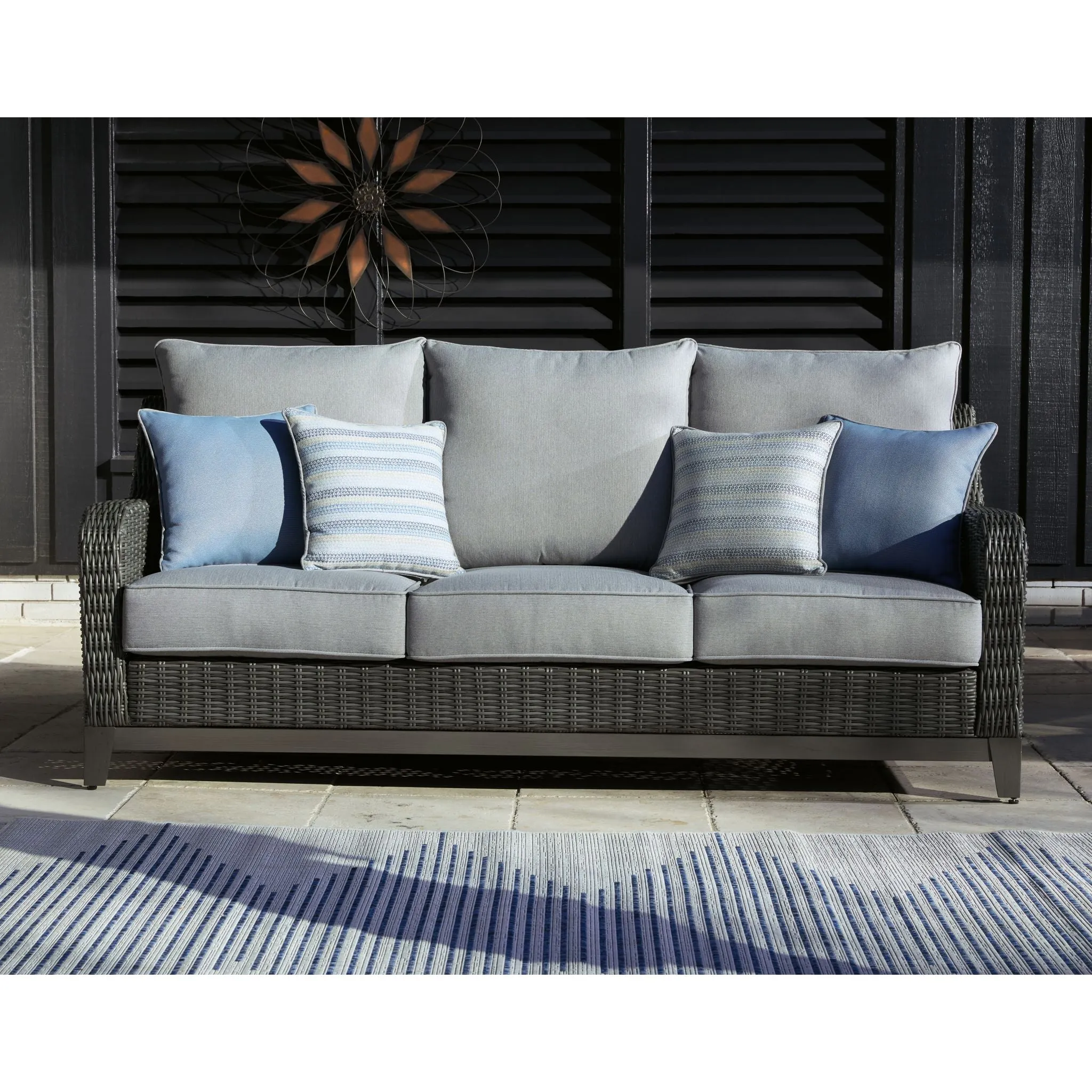 Outdoor Elite Park Sofa with Cushion