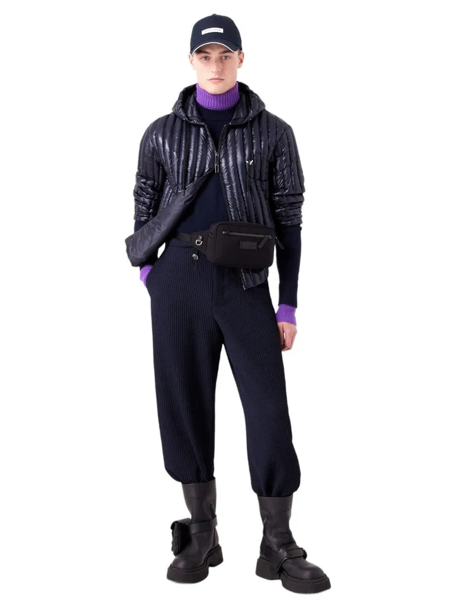 Piumino con cappuccio water repellent in nylon matelassé verticale